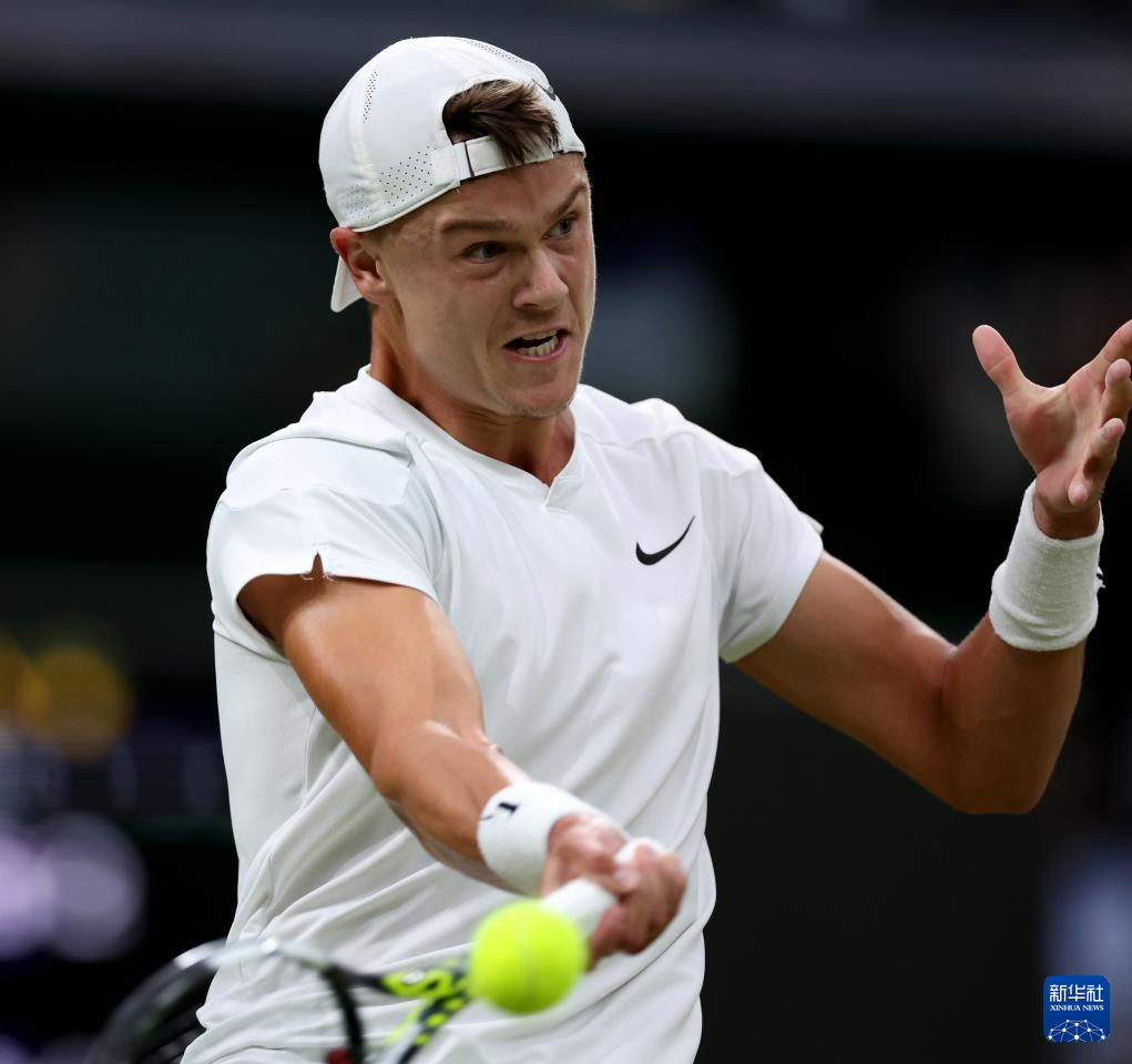 赖斯在场上 赖斯在场上