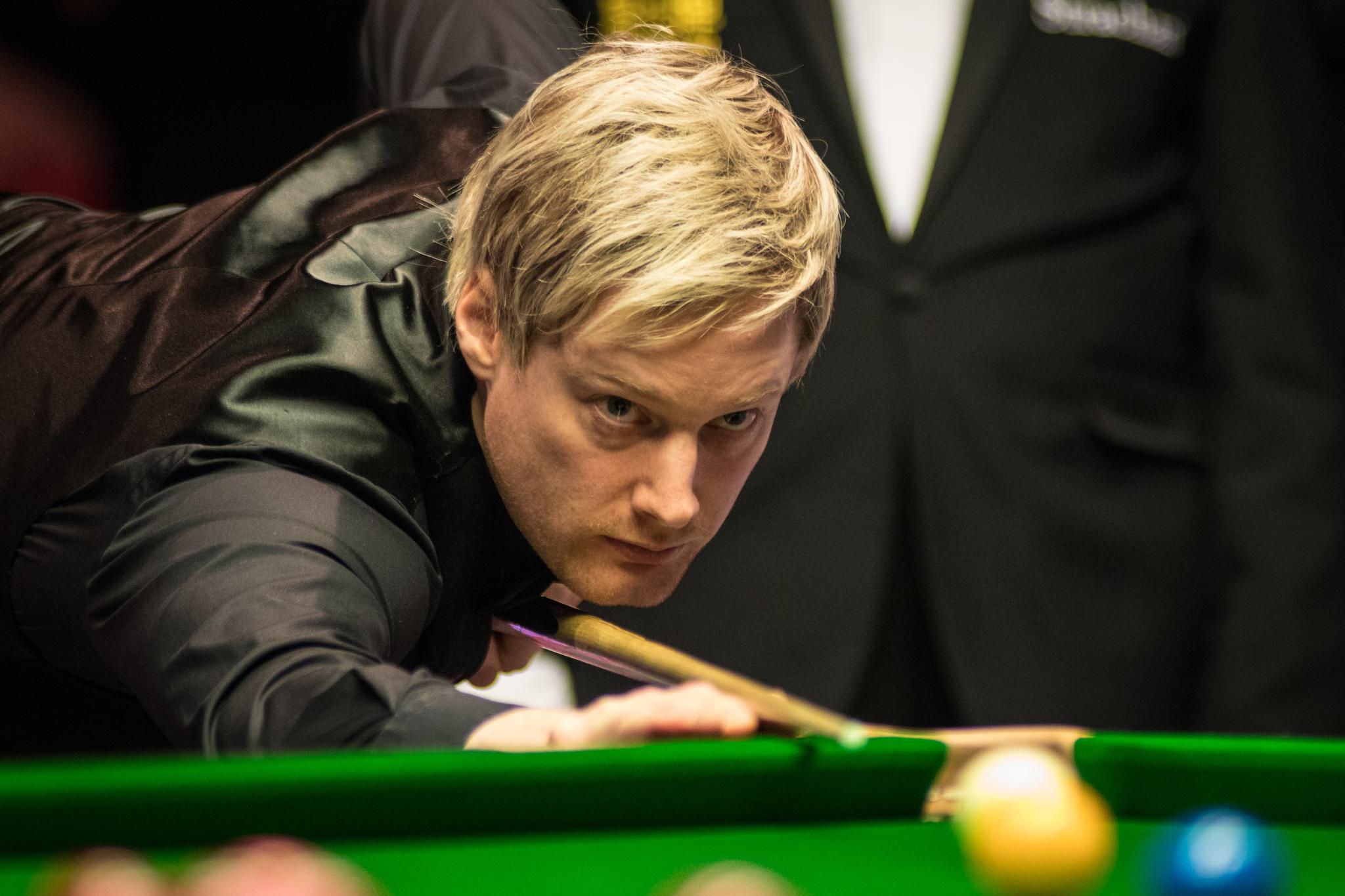 中继续发光 中继续发光