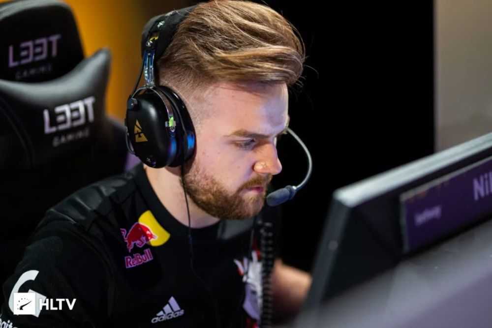 空间被彻底 空间被彻底